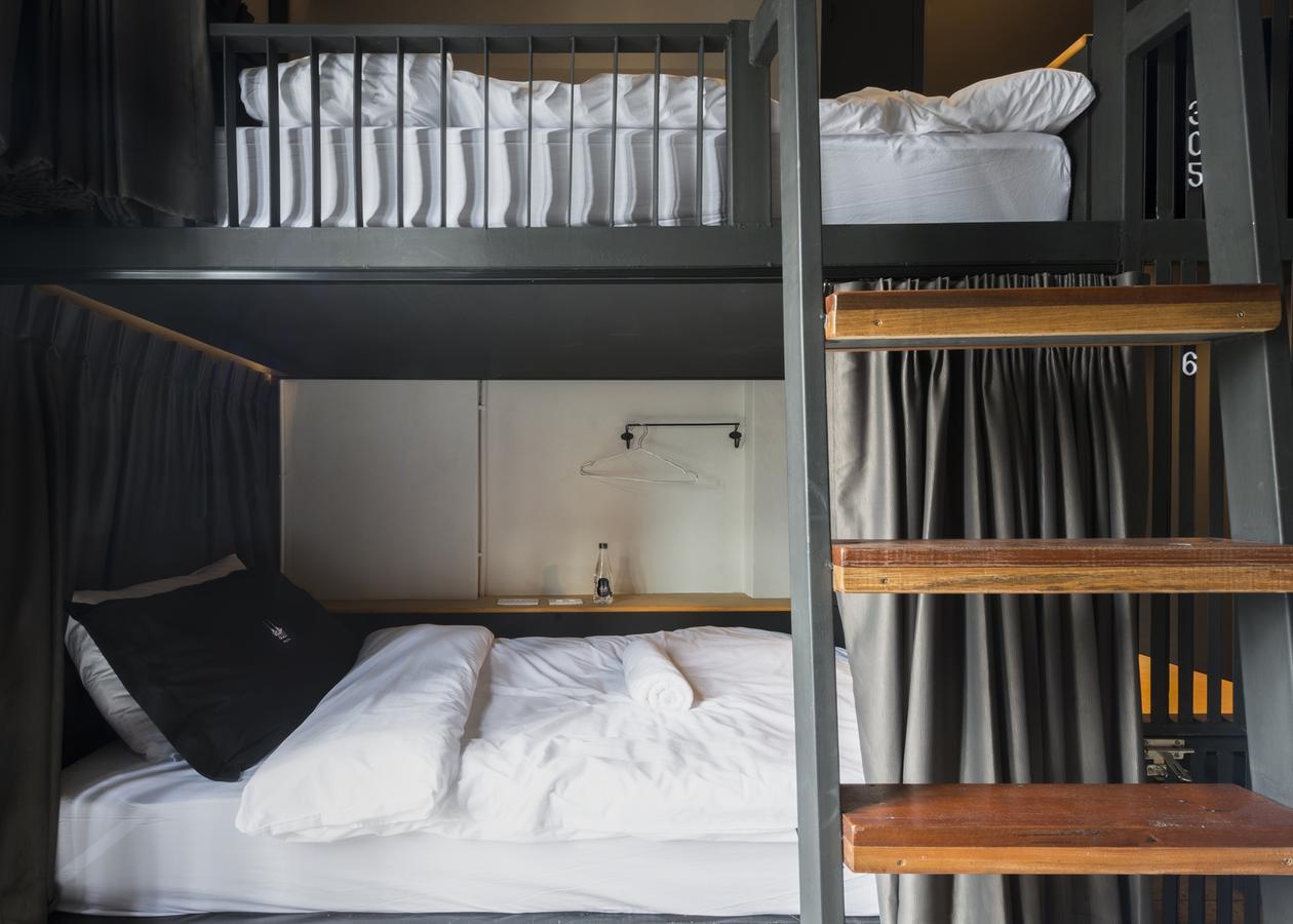 Chingcha Bangkok Hostel Ngoại thất bức ảnh