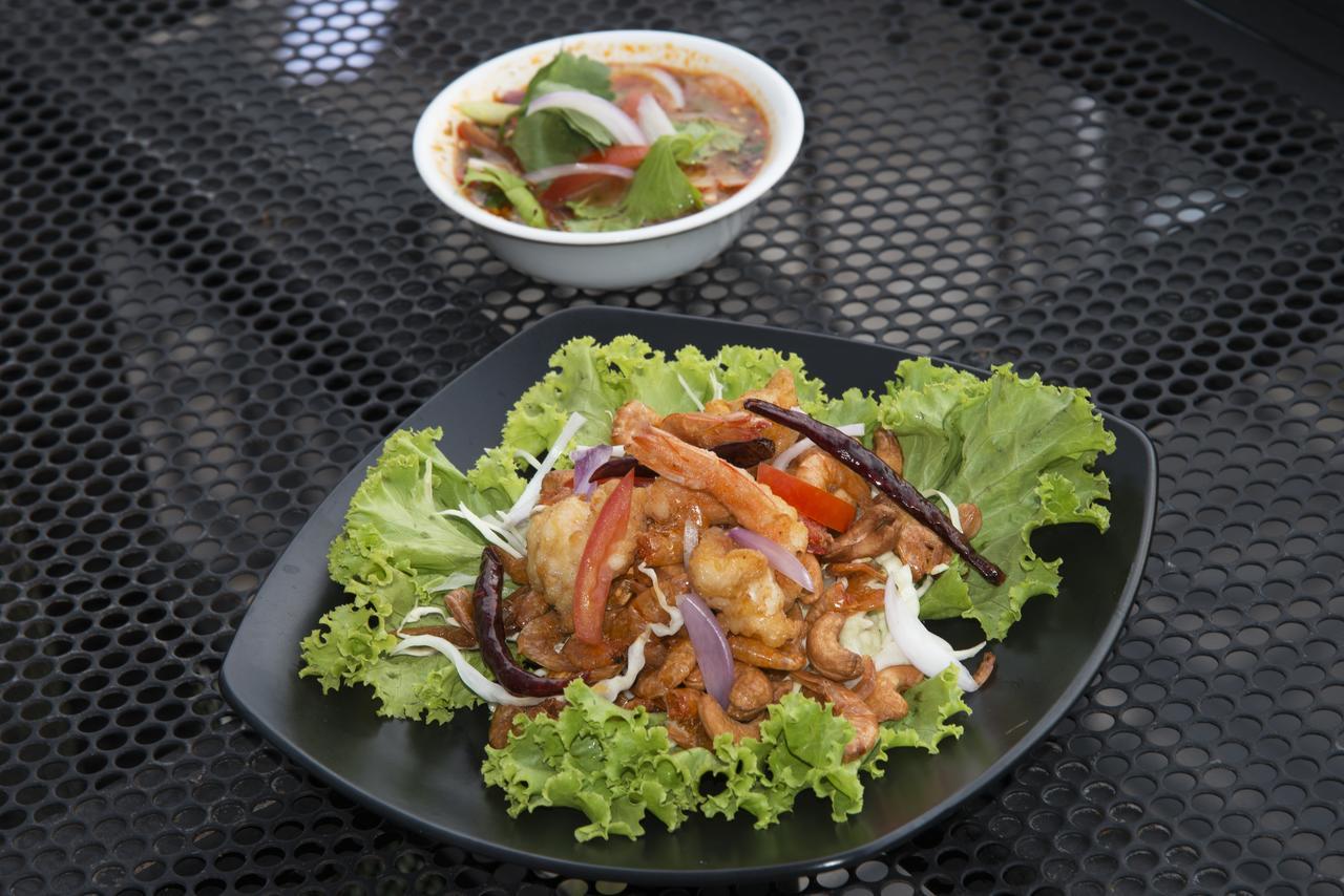 Chingcha Bangkok Hostel Ngoại thất bức ảnh