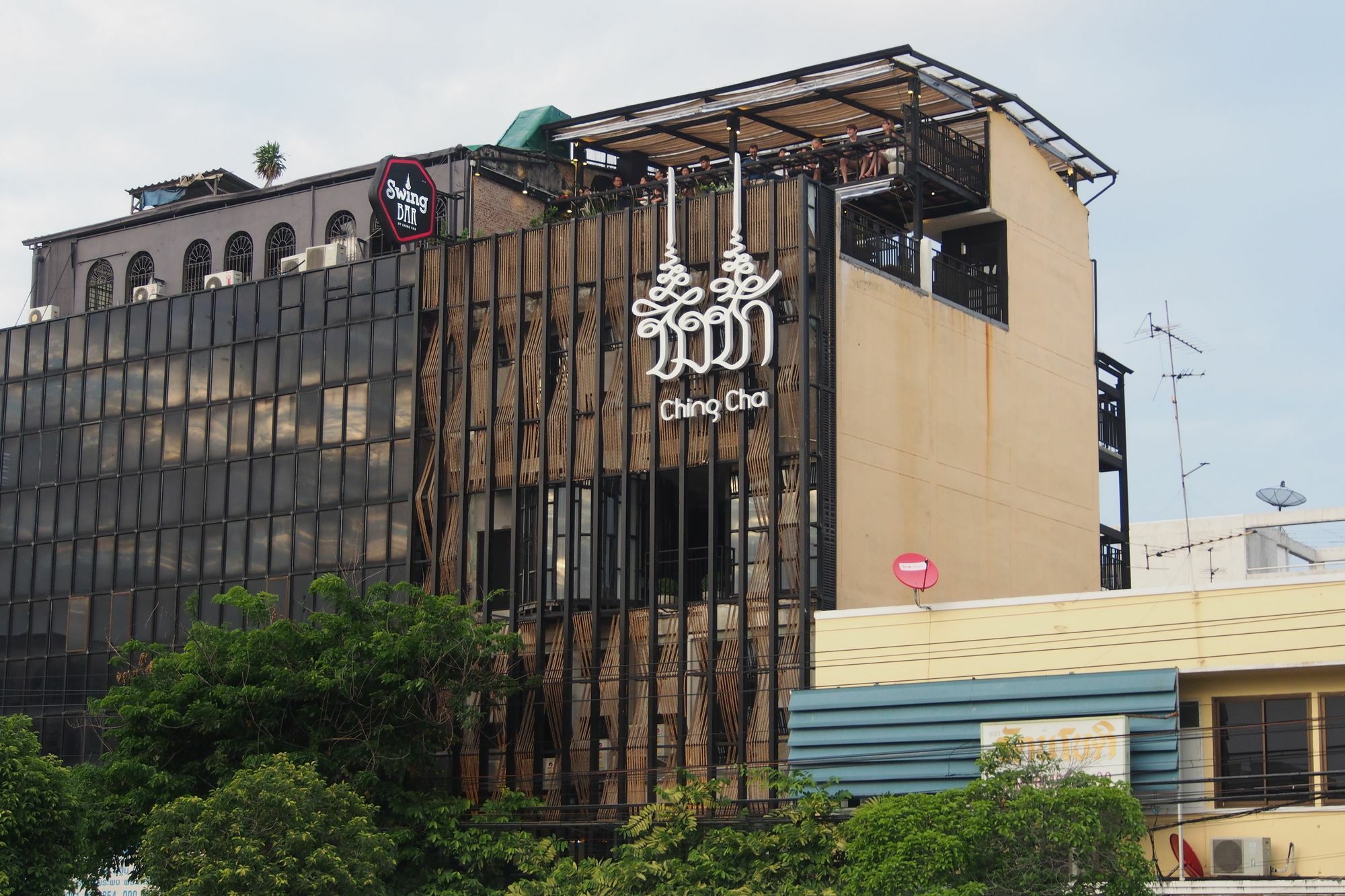 Chingcha Bangkok Hostel Ngoại thất bức ảnh