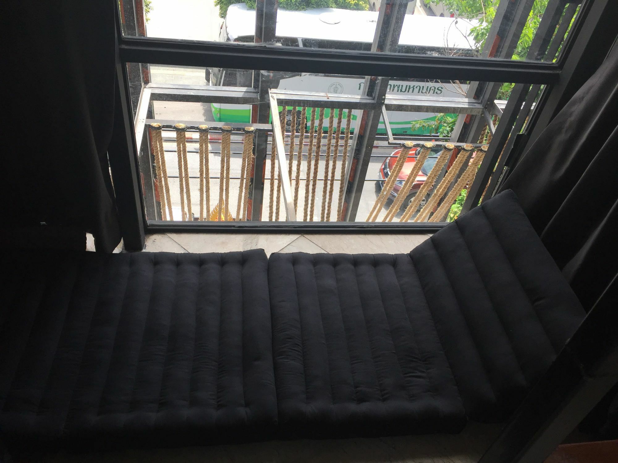 Chingcha Bangkok Hostel Ngoại thất bức ảnh